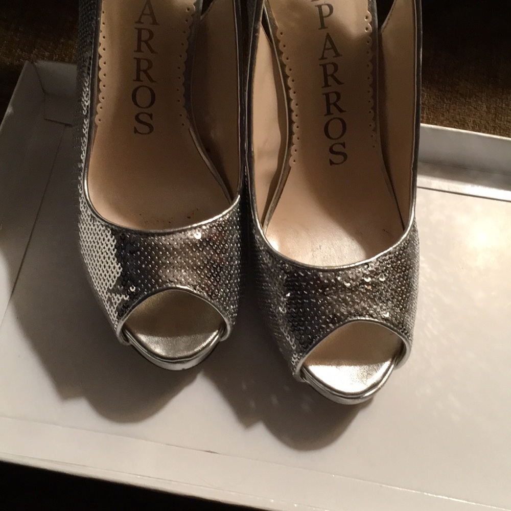 Shoes - Picture 4 of 5